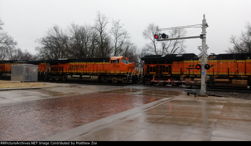 BNSF 6285